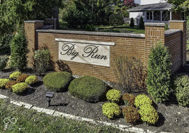 Photo 4 of Sale Pending at 4934 Palomino Trl, Indianapolis, IN 46239 | MLS# 22132699 | Listing updated on 2026-10-27