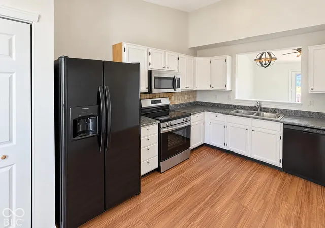 Photo 1 of Single family home for sale at 5847 Brookville Lake Dr, Indianapolis, IN 46254 | MLS# 22132700 | Listing updated on 2026-10-21