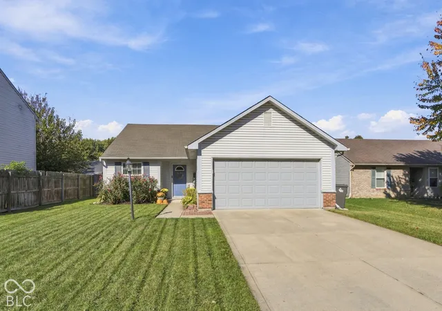 Photo 1 of Single family home for sale at 5914 Woodcote Dr, Indianapolis, IN 46221 | MLS# 22132704 | Listing updated on 2026-10-24