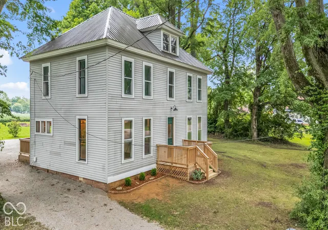 Photo 3 of Single family home for sale at 6680 W State Rd 340, Brazil, IN 47834 | MLS# 22132705 | Listing updated on 2026-10-22