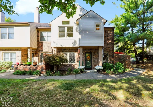 Photo 1 of Condo for sale at 9514 Maple Way, Indianapolis, IN 46268 | MLS# 22132737 | Listing updated on 2026-10-26