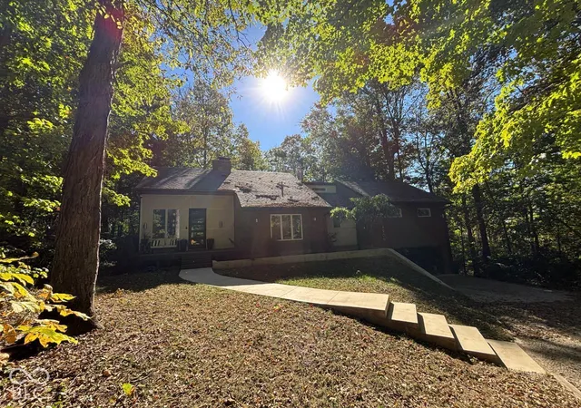 Photo 2 of Single family home for sale at 4909 E County Rd 450 N, Muncie, IN 47303 | MLS# 22132738 | Listing updated on 2026-10-23
