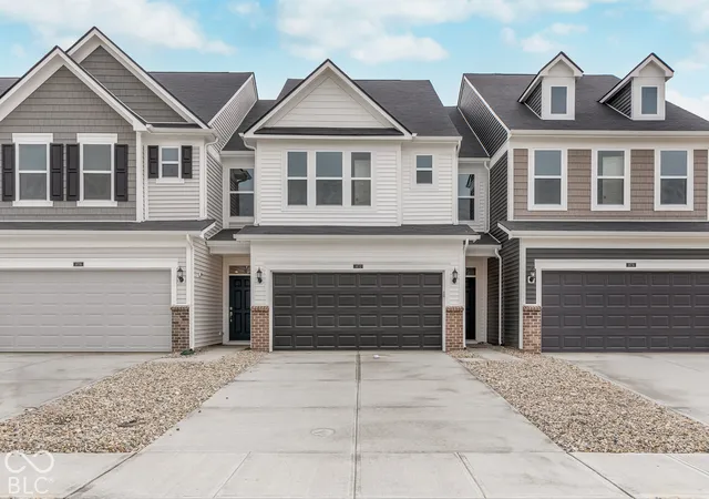Townhouse for sale at 710 Garrow Dr, Westfield, IN 46074 | MLS# 22132739