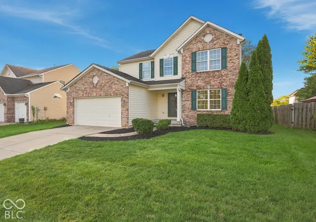 Photo 1 of Single family home for sale at 11031 Bear Holw Dr, Indianapolis, IN 46229 | MLS# 22132740 | Listing updated on 2026-10-22