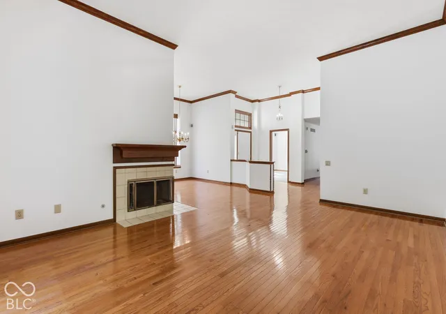 Photo 4 of Single family home for sale at 12021 Waterford Ln, Carmel, IN 46033 | MLS# 22132741 | Listing updated on 2026-10-22
