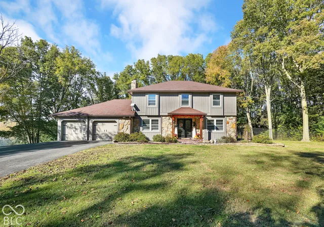 Single family home for sale at 13468 N Hammer Rd, Mooresville, IN 46158 | MLS# 22132748