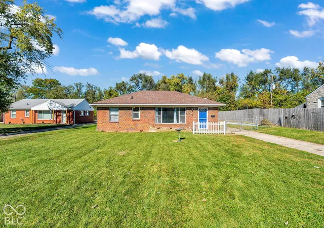 Photo 4 of Single family home for sale at 5122 W 12th Street, Indianapolis, IN 46224 | MLS# 22132749 | Listing updated on 2026-10-25