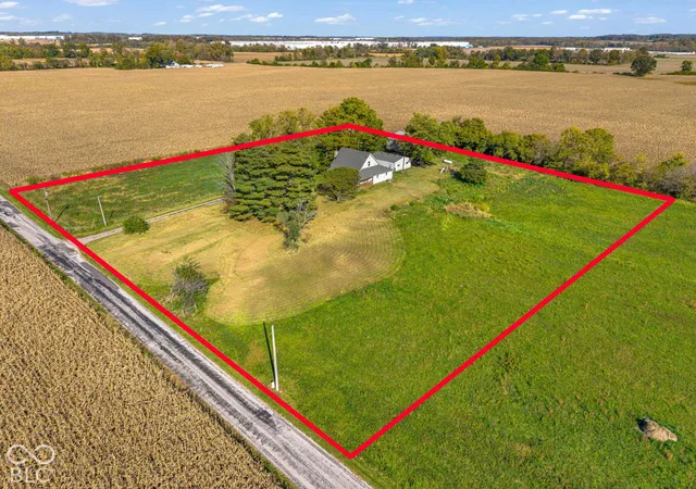 Photo 3 of Single family home for sale at 11763 N Everett Rd, Monrovia, IN 46157 | MLS# 22132774 | Listing updated on 2026-10-25