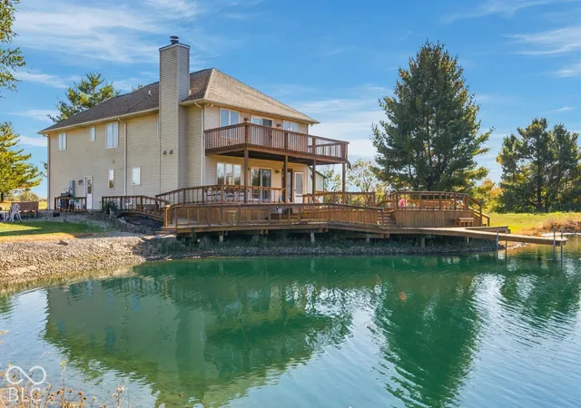 Single family home for sale at 4116 S 350 Road W, Hartford City, IN 47348 | MLS# 22132777