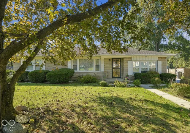 Photo 3 of Single family home for sale at 7130 Melanie Ln, Indianapolis, IN 46217 | MLS# 22132779 | Listing updated on 2026-10-22