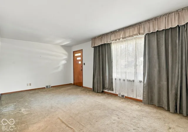 Photo 4 of Single family home for sale at 7130 Melanie Ln, Indianapolis, IN 46217 | MLS# 22132779 | Listing updated on 2026-10-22