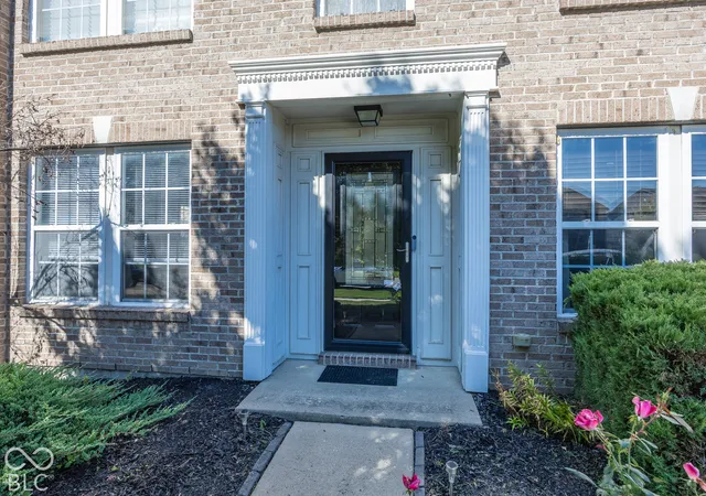 Photo 2 of Single family home for sale at 3048 Reflection Ct, Greenwood, IN 46143 | MLS# 22132785 | Listing updated on 2026-10-22
