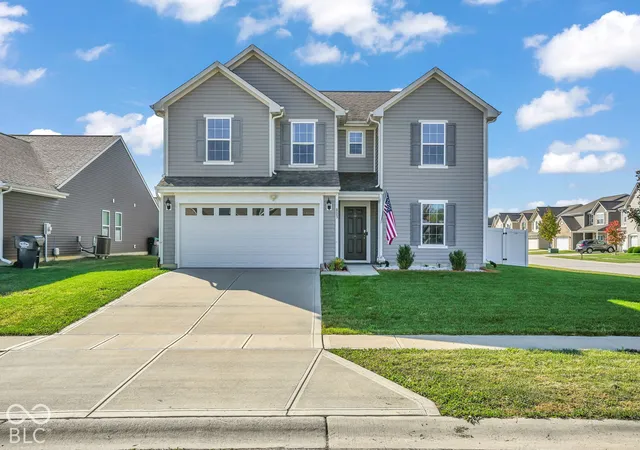 Photo 1 of Single family home for sale at 803 Blue Ash Trl, Greenwood, IN 46143 | MLS# 22132789 | Listing updated on 2026-10-26