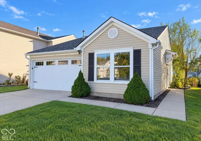 Photo 1 of Single family home for sale at 1191 Cutler Ln, Greenwood, IN 46143 | MLS# 22132795 | Listing updated on 2026-10-22