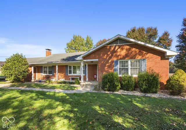 Photo 2 of Single family home for sale at 2650 W County Rd 1000 N, Brazil, IN 47834 | MLS# 22132796 | Listing updated on 2026-10-25