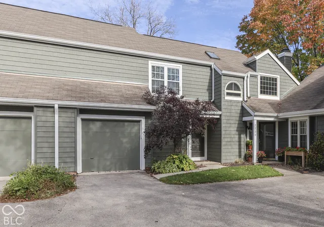 Photo 3 of Condo for sale at 7218 Harbour Isle, Indianapolis, IN 46240 | MLS# 22132805 | Listing updated on 2026-10-23