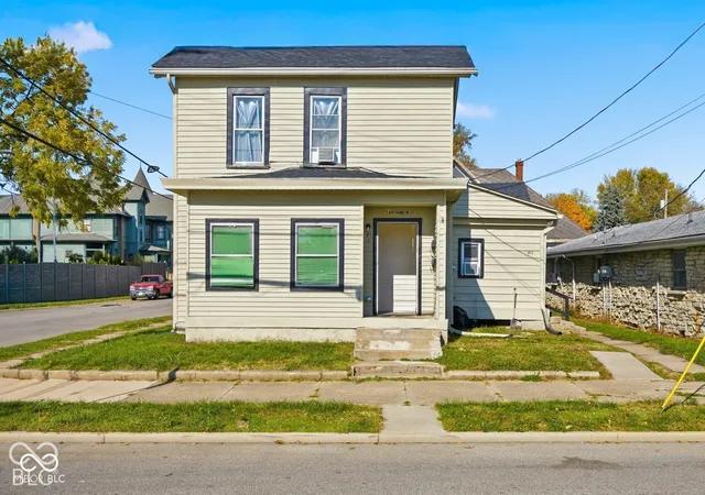 Multi family home for sale at 58 W Franklin St, Shelbyville, IN 46176 | MLS# 22132813