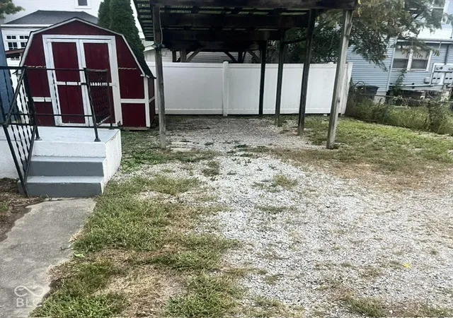 Photo 4 of Single family home for sale at 209 W 7th Street, Seymour, IN 47274 | MLS# 22132819 | Listing updated on 2026-10-23