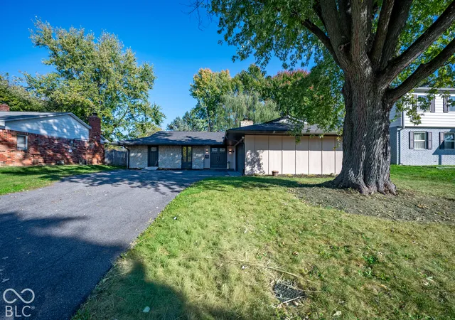 Photo 3 of Single family home for sale at 3225 Arbutus Dr, Indianapolis, IN 46224 | MLS# 22132827 | Listing updated on 2026-10-24
