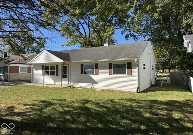 Photo 1 of Sale Pending at 1507 Southside, Crawfordsville, IN 47933 | MLS# 22132835 | Listing updated on 2026-10-29