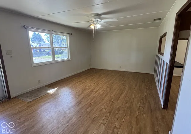 Photo 4 of Sale Pending at 1507 Southside, Crawfordsville, IN 47933 | MLS# 22132835 | Listing updated on 2026-10-29