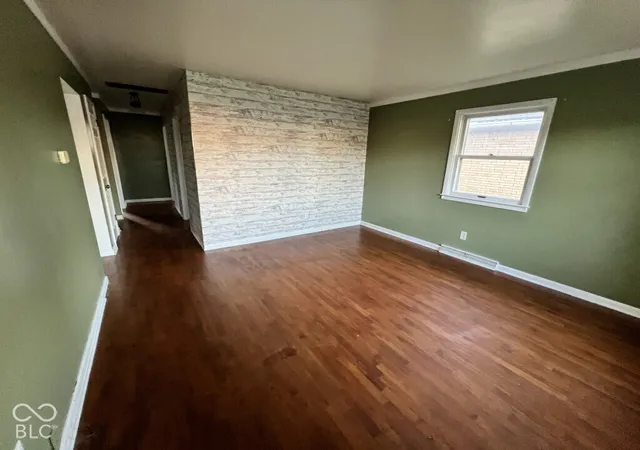 Photo 3 of Single family home for sale at 1809 Silver St, Anderson, IN 46012 | MLS# 22132838 | Listing updated on 2026-10-22