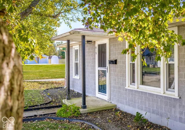 Photo 2 of Single family home for sale at 819 Washington St, Hope, IN 47246 | MLS# 22132840 | Listing updated on 2026-10-23