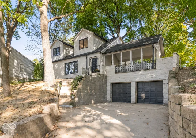 Photo 1 of Single family home for sale at 5035 Boulevard Pl, Indianapolis, IN 46208 | MLS# 22132848 | Listing updated on 2026-10-22