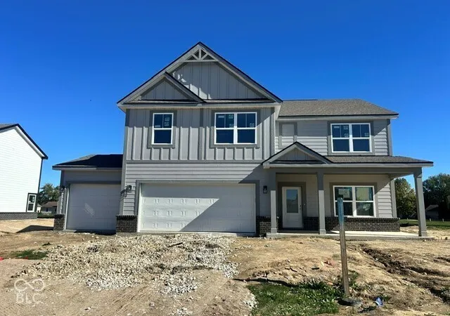 Photo 1 of Single family home for sale at 8197 Harper Ests Dr, Avon, IN 46123 | MLS# 22132860 | Listing updated on 2026-10-27