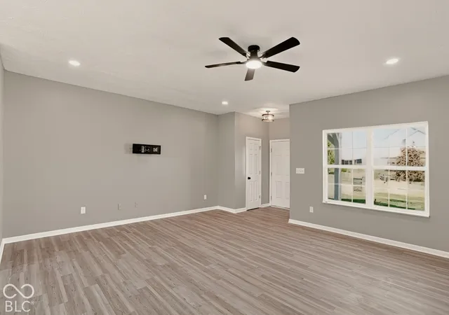 Photo 3 of Single family home for sale at 852 Starflower Tr, Greenwood, IN 46143 | MLS# 22132862 | Listing updated on 2026-10-23