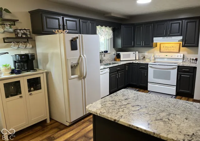 Photo 2 of Single family home for sale at 5807 Furnas Rd, Indianapolis, IN 46221 | MLS# 22132863 | Listing updated on 2026-10-24
