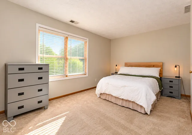 Photo 3 of Condo for sale at 525 Paradise Way E #D, Greenwood, IN 46143 | MLS# 22132864 | Listing updated on 2026-10-23