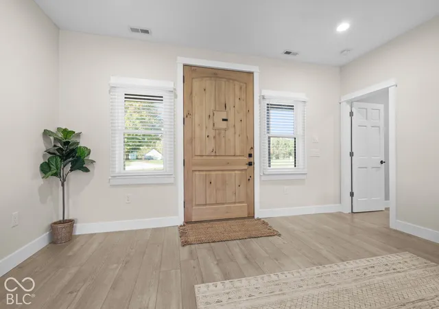 Photo 2 of Single family home for sale at 11108 N Us Hwy 231, Cloverdale, IN 46120 | MLS# 22132870 | Listing updated on 2026-10-23