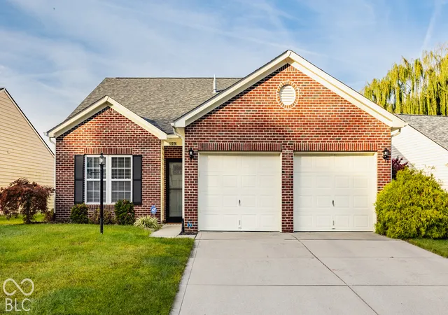 Single family home for sale at 12226 Sagamore Woods Dr, Fishers, IN 46037 | MLS# 22132892