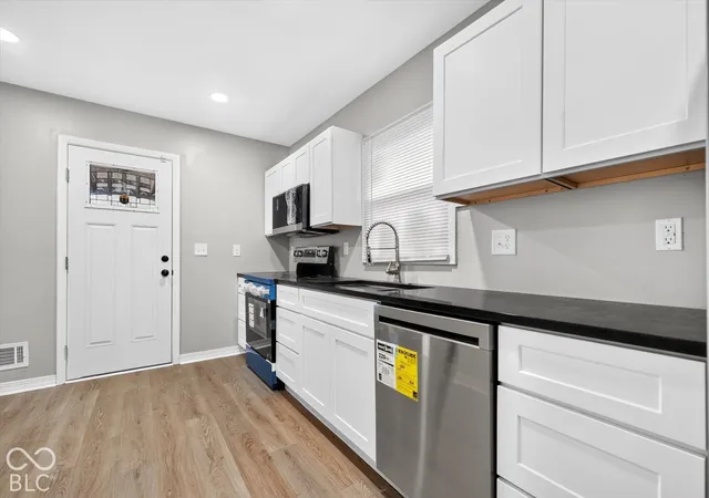 Photo 4 of Single family home for sale at 5802 E 18th Street, Indianapolis, IN 46218 | MLS# 22132893 | Listing updated on 2026-10-23