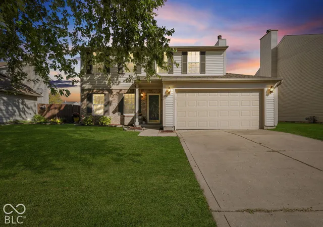 Photo 1 of Single family home for sale at 6111 Twyckenham Dr, Indianapolis, IN 46236 | MLS# 22132905 | Listing updated on 2026-10-24