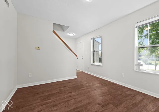 Photo 3 of Single family home for sale at 6111 Twyckenham Dr, Indianapolis, IN 46236 | MLS# 22132905 | Listing updated on 2026-10-24