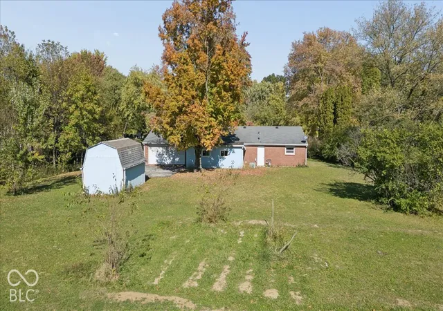 Photo 4 of Sale Pending at 1749 W 73rd Place, Indianapolis, IN 46260 | MLS# 22132908 | Listing updated on 2026-10-25