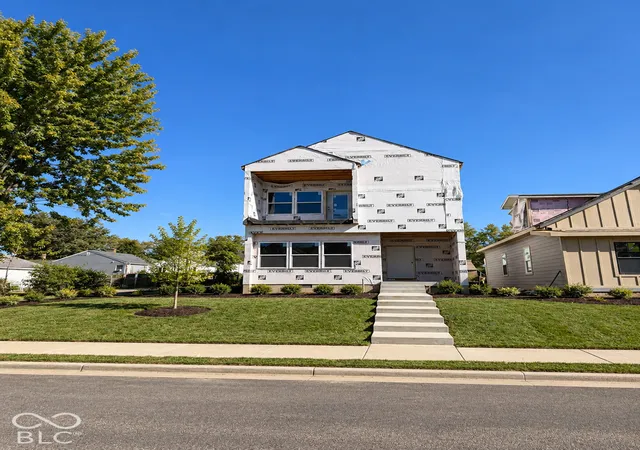 Photo 3 of Single family home for sale at 209 N Keystone Ave, Indianapolis, IN 46201 | MLS# 22132916 | Listing updated on 2026-10-23