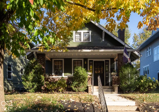 Photo 3 of Single family home for sale at 4057 Broadway St, Indianapolis, IN 46205 | MLS# 22132919 | Listing updated on 2026-10-23