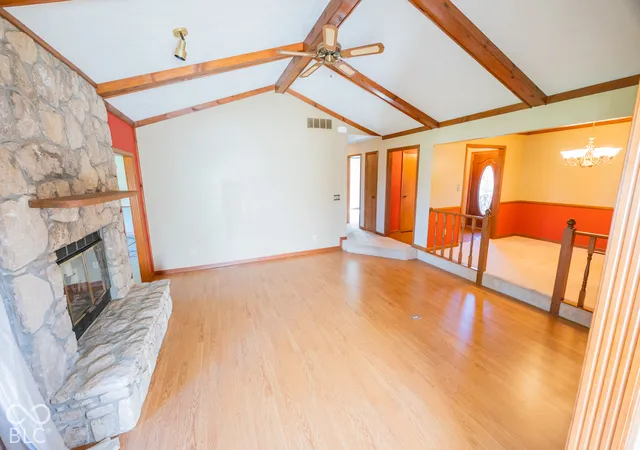 Photo 3 of Single family home for sale at 770 Cynthia Ln, Whiteland, IN 46184 | MLS# 22132934 | Listing updated on 2026-10-28