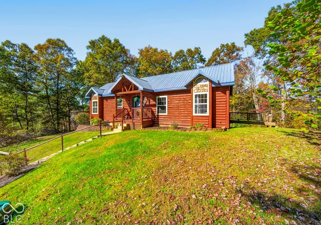 Photo 2 of Single family home for sale at 6167 Rinnie Seitz Rd, Nashville, IN 47448 | MLS# 22132970 | Listing updated on 2026-10-26