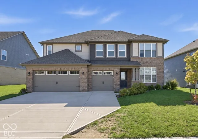 Photo 1 of Single family home for sale at 929 Garrison Dr, Greenwood, IN 46143 | MLS# 22132971 | Listing updated on 2026-10-22