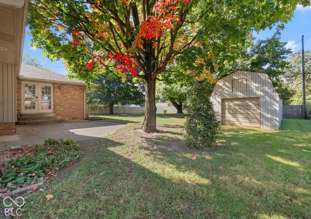 Photo 4 of Single family home for sale at 4620 S Senate Ave, Indianapolis, IN 46217 | MLS# 22132991 | Listing updated on 2026-10-25