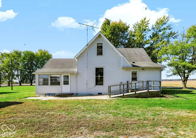 Photo 2 of Single family home for sale at 7777 W Shelby 350 S, Franklin, IN 46131 | MLS# 22132994 | Listing updated on 2026-10-27