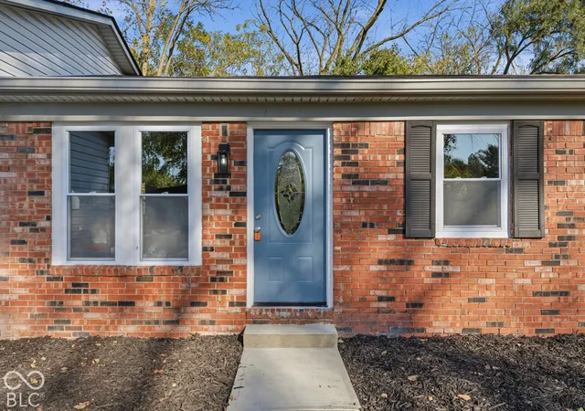 Photo 1 of Single family home for sale at 3045 Southwest Dr, Indianapolis, IN 46241 | MLS# 22132996 | Listing updated on 2026-10-22