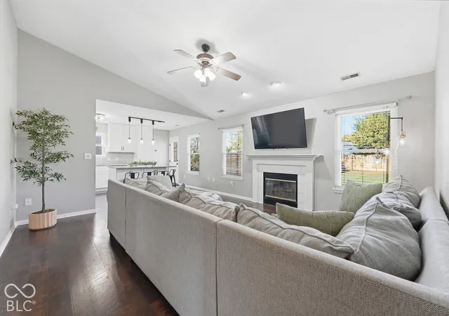 Photo 4 of Single family home for sale at 17708 Sanibel Cir, Westfield, IN 46062 | MLS# 22132997 | Listing updated on 2026-10-29
