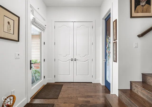 Photo 4 of Single family home for sale at 1221 N Beville Ave, Indianapolis, IN 46201 | MLS# 22132999 | Listing updated on 2026-10-27