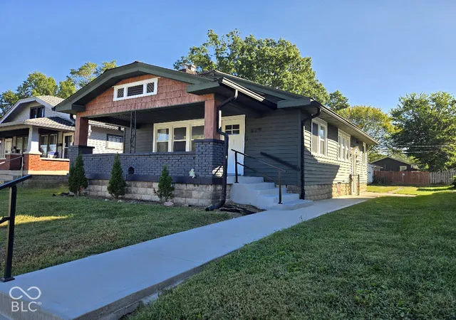 Photo 2 of Single family home for sale at 829 N Bradley Ave, Indianapolis, IN 46201 | MLS# 22133010 | Listing updated on 2026-10-22