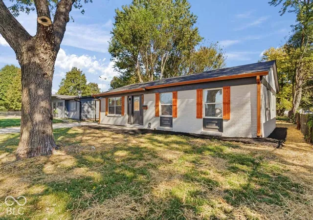Photo 2 of Single family home for sale at 2927 Caroline Ave, Indianapolis, IN 46218 | MLS# 22133017 | Listing updated on 2026-10-28